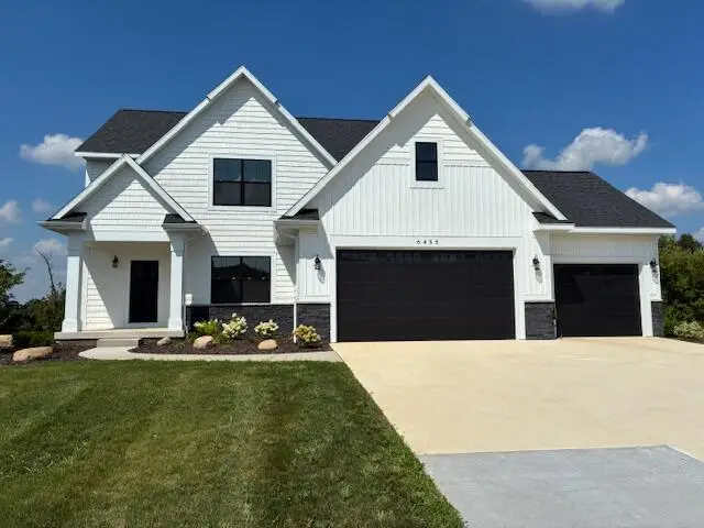 6455 Estate Drive Sw, Byron Center, MI 49315 - Image #2