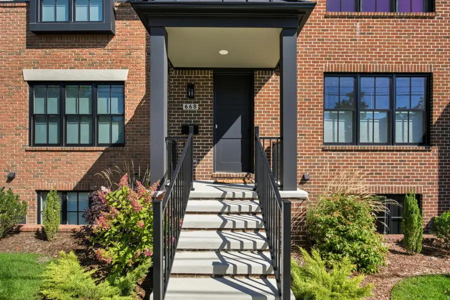 668 Maple Street, Plymouth, MI 48170 - Image #2