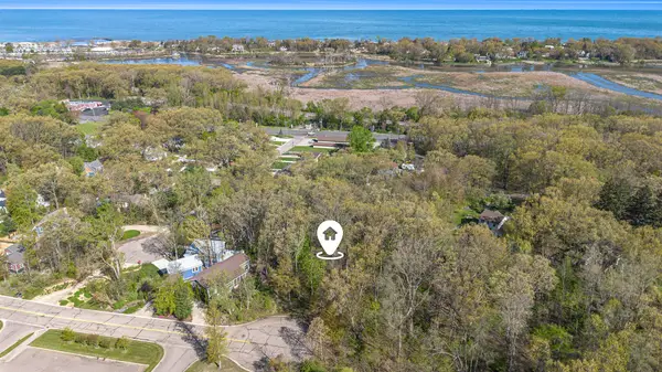 816 & 820 E Indiana, New Buffalo, MI 49117