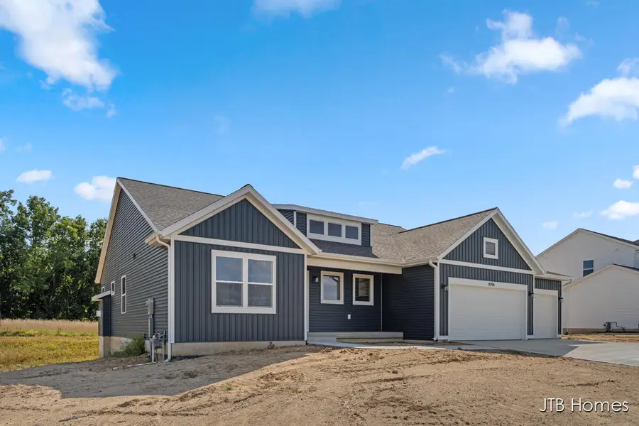 8296 Kettle Oak Drive Se, Alto, MI 49302 - Image #3