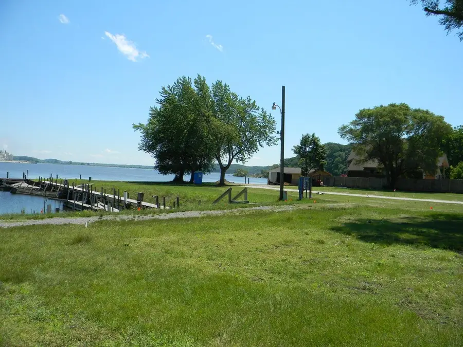 846 S Lakeshore Drive #1, Ludington, MI 49431 - Image #3
