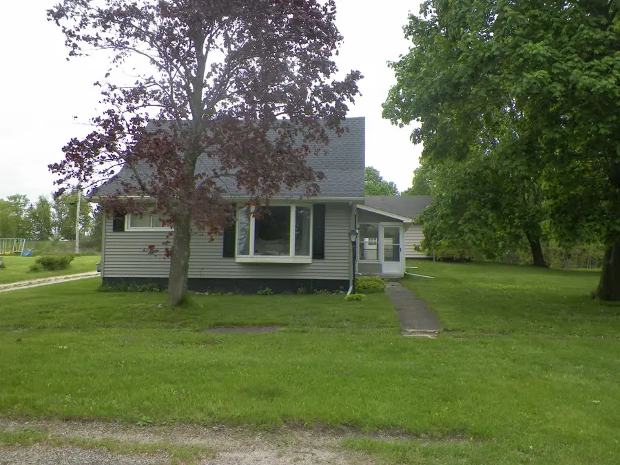 213 Cass Street, Tustin, MI 49688 - Image #2