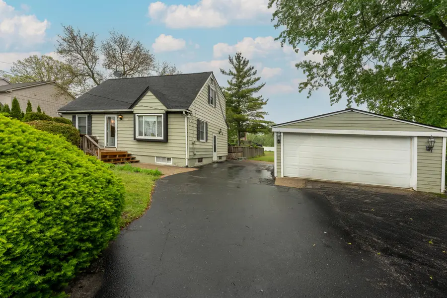 3300 Ellenboro Drive, Troy, MI 48083 - Image #2