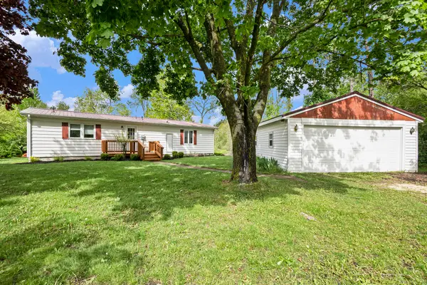 1862 19 Mile Road Road, Barryton, MI 49305