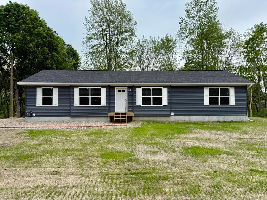 2827 Green Acres Drive, Mulliken, MI 48861 - Image #3