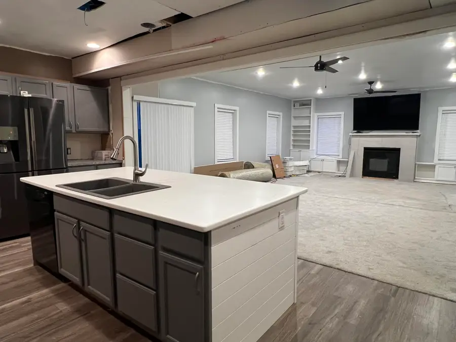 2107 Jackson Avenue, Ann Arbor, MI 48103 - Image #2