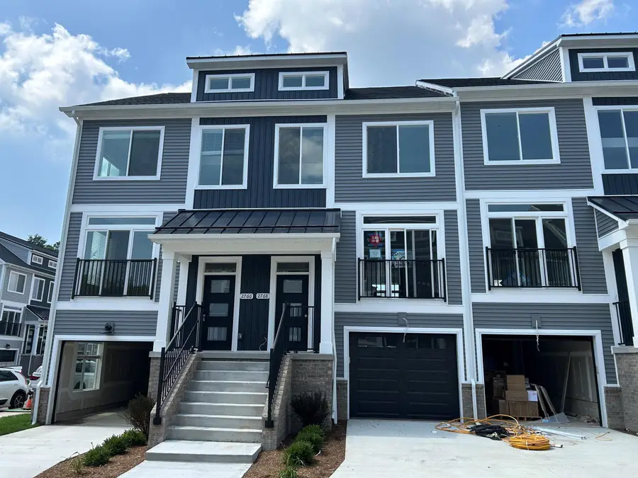 2768 Bristol Ridge Drive #33, Ann Arbor, MI 48105 - Image #2