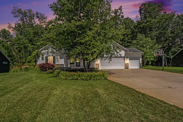 4087 Ronalds Road, Dorr, MI 49323