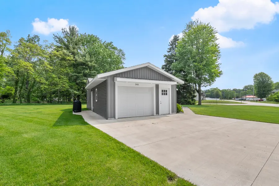 345 N 4th Avenue, Fruitport, MI 49415 - Image #3