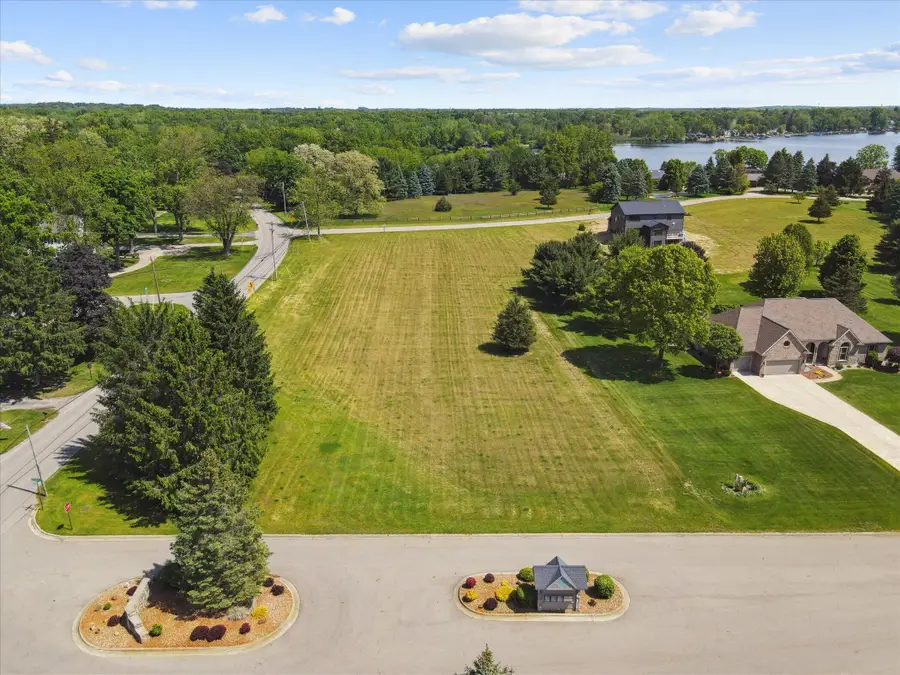 6000 Riverview Drive #17, Jackson, MI 49203 - Image #2