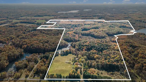 2347 W W. Dowling Road Road, Delton, MI 49046