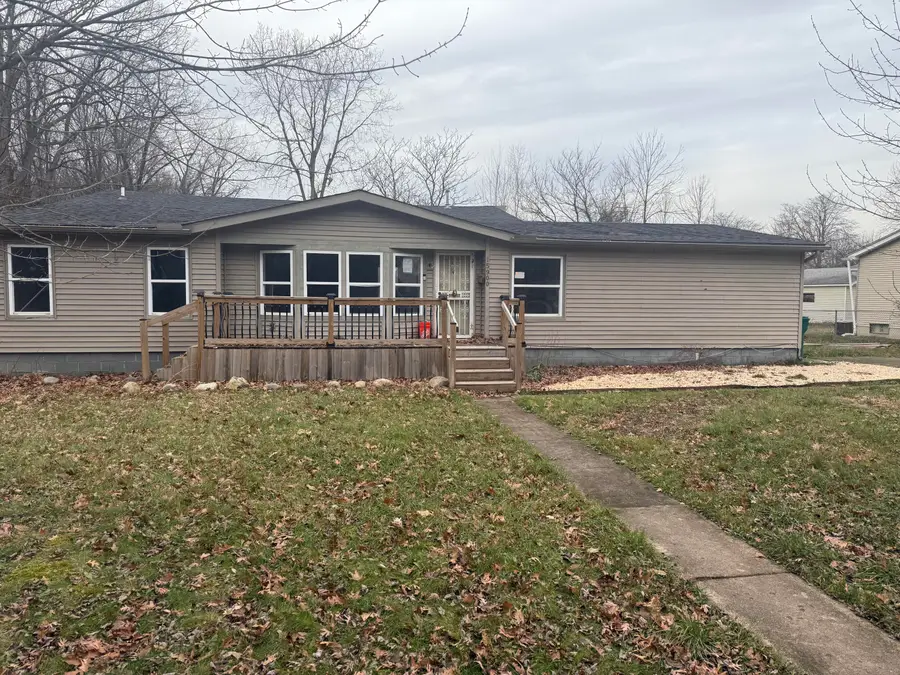 15900 Sandburg Street, Romulus, MI 48174 - #2