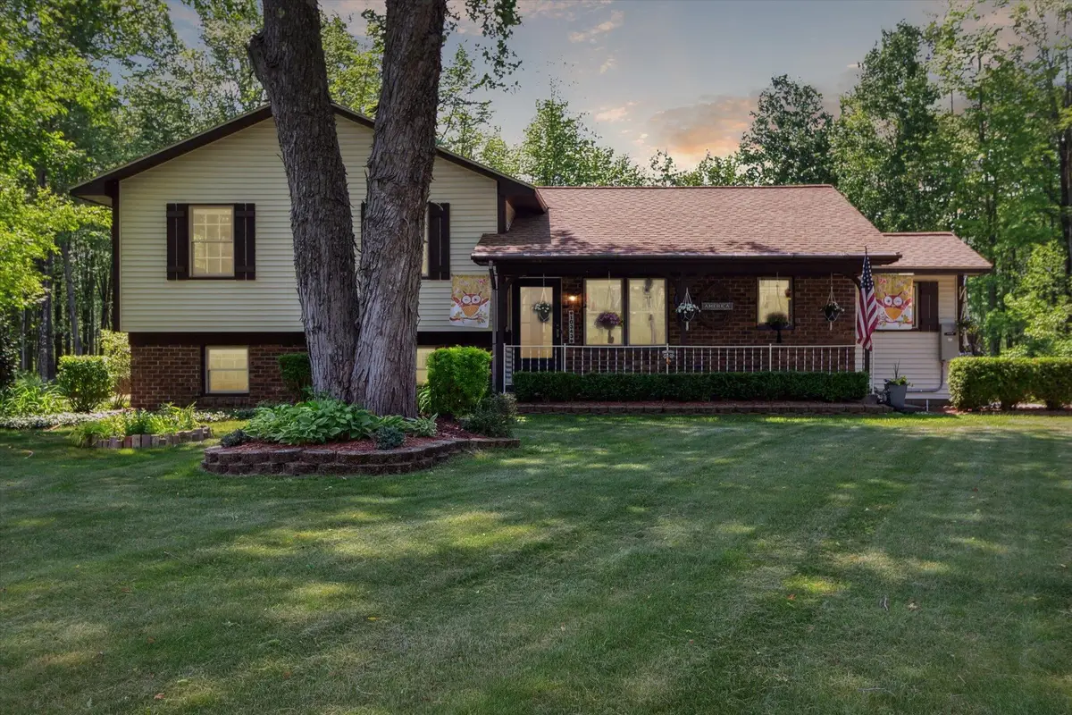 10343 N Walnut Avenue, Bitely, MI 49309 - Image #1