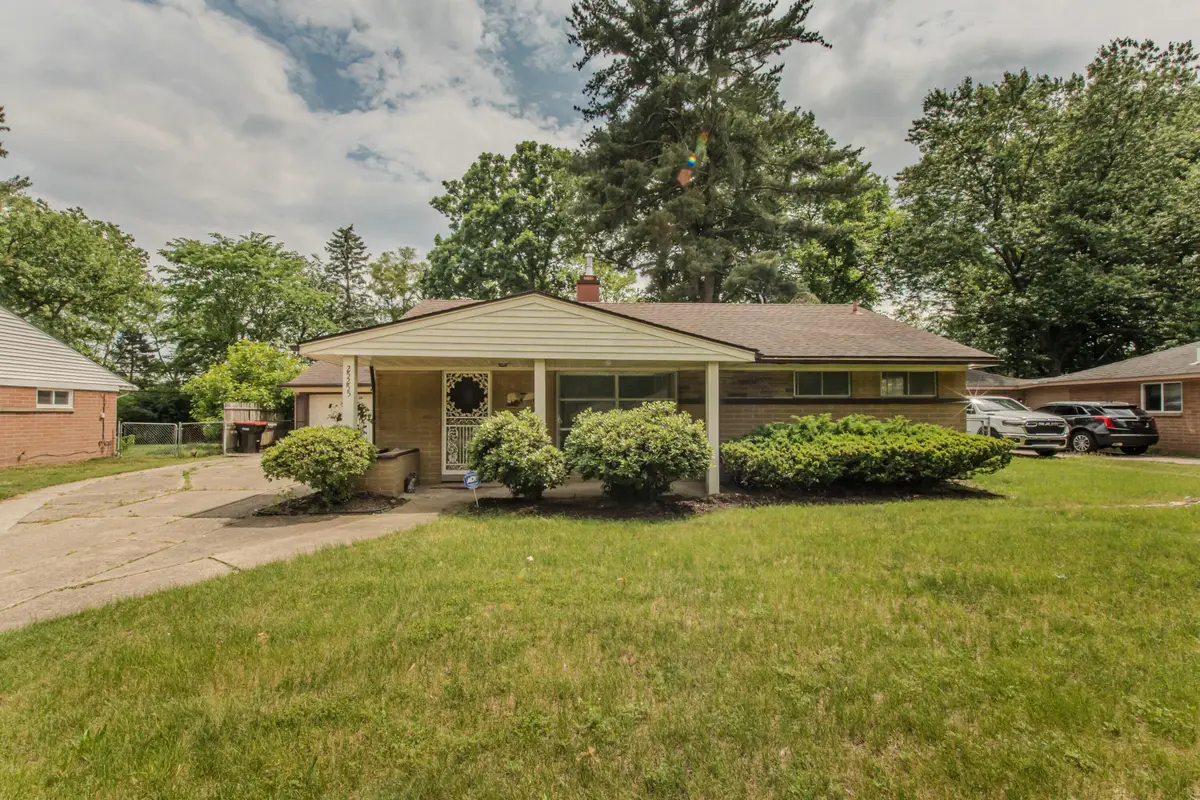 25255 Orchard Grove Street, Southfield, MI 48033 - Image #1