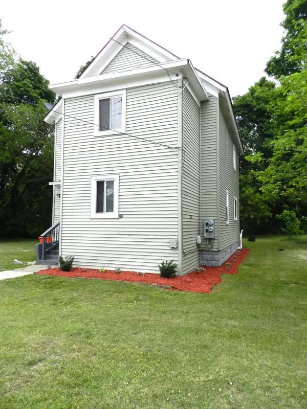 391 Pipestone Street, Benton Harbor, MI 49022