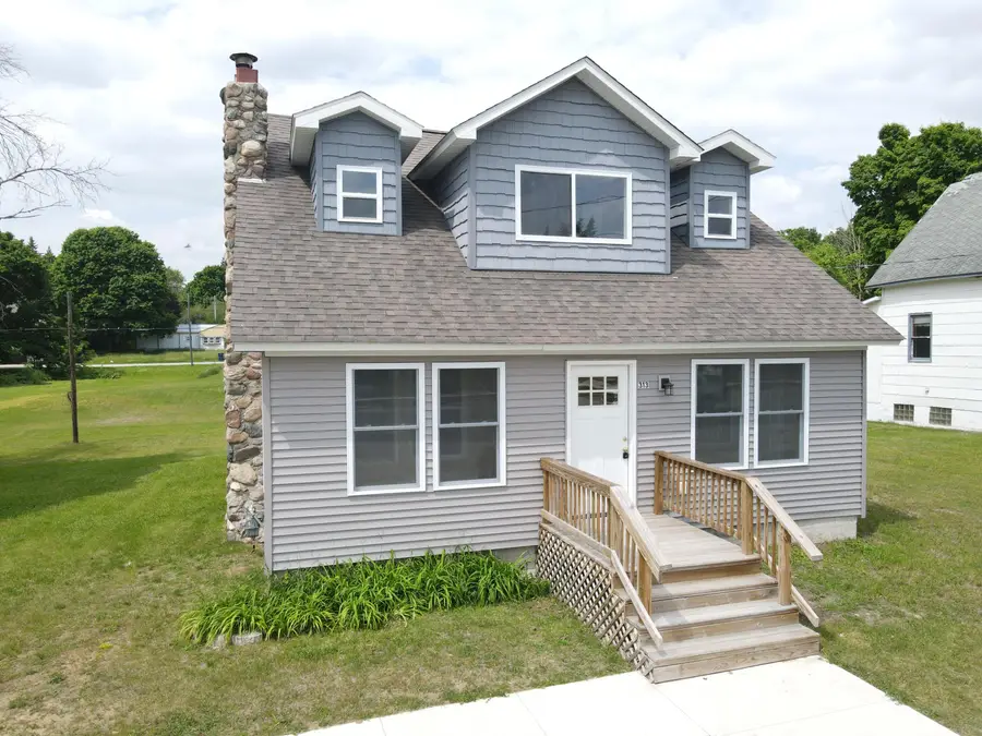 313 E Main Street, Marion, MI 49665 - Image #2