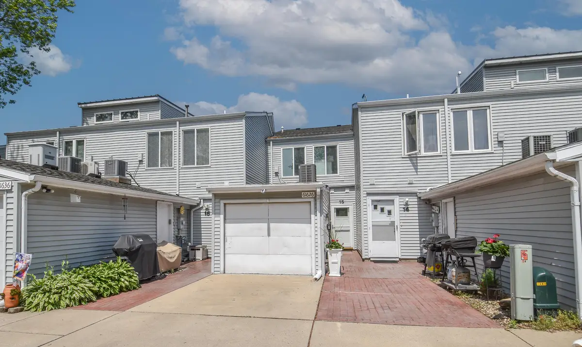 61626 Colony Bay Drive #15, Cassopolis, MI 49031 - Image #1