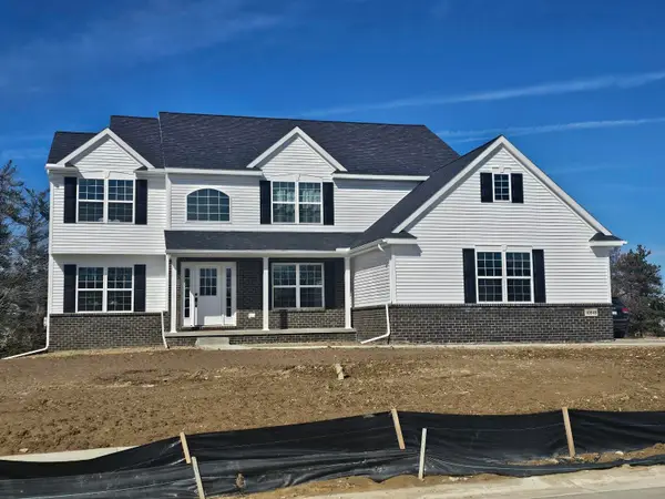 10619 Valley View Drive, Saline, MI 48176