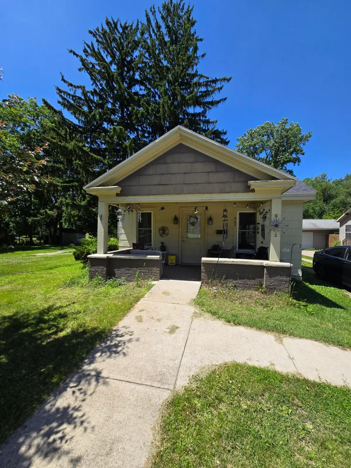 463 E Chicago Street, Jonesville, MI 49250 - Image #1