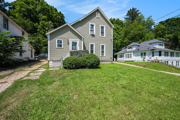 1925 Douglas Avenue, Kalamazoo, MI 49007