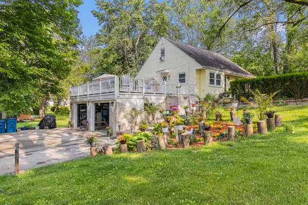 3104 Courtlandt Avenue, Kalamazoo, MI 49004