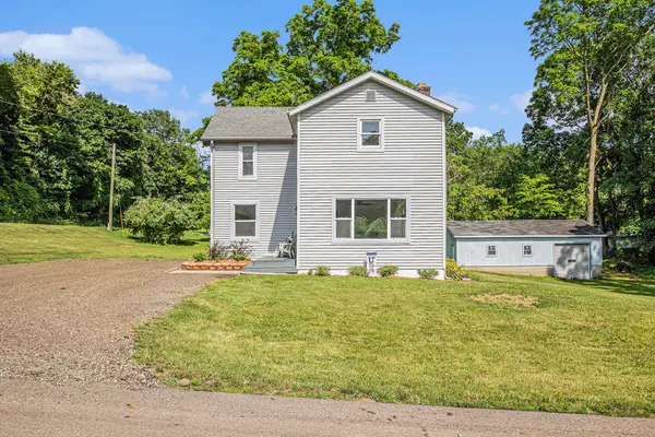 802 Clinton Street, Marshall, MI 49068