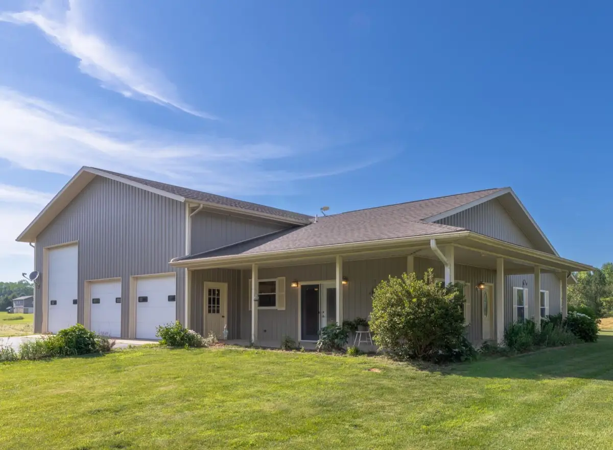 56234 Sink Road, Dowagiac, MI 49047 - Image #1