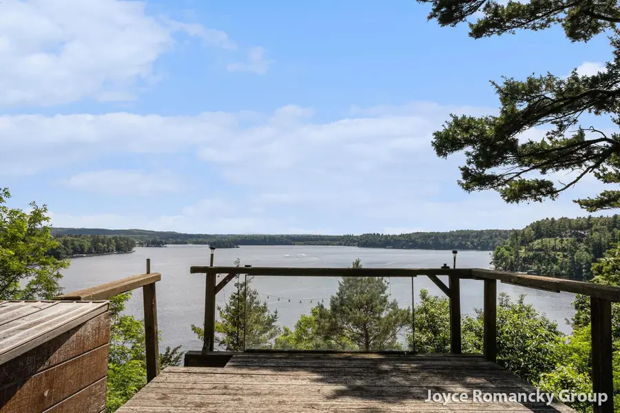 5752 E 52nd Street, Newaygo, MI 49337 - Image #2