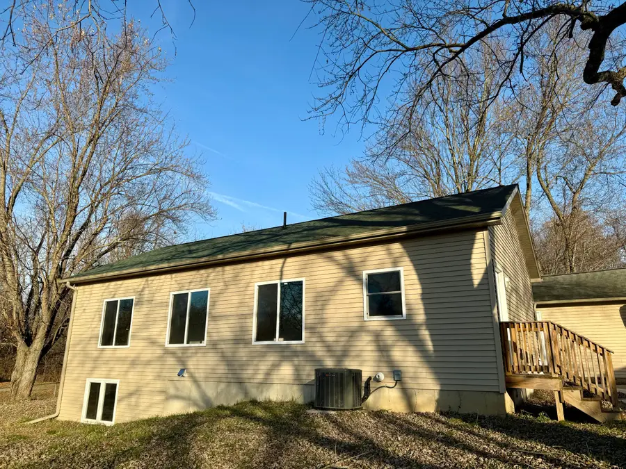 387 Waubascon Road, Battle Creek, MI 49037 - Image #2