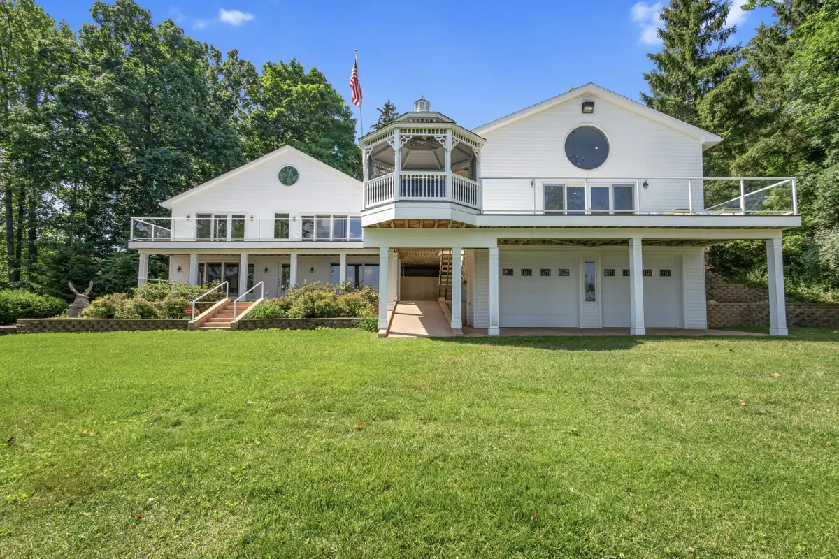 15665 Portage Road, Vicksburg, MI 49097 - Image #1