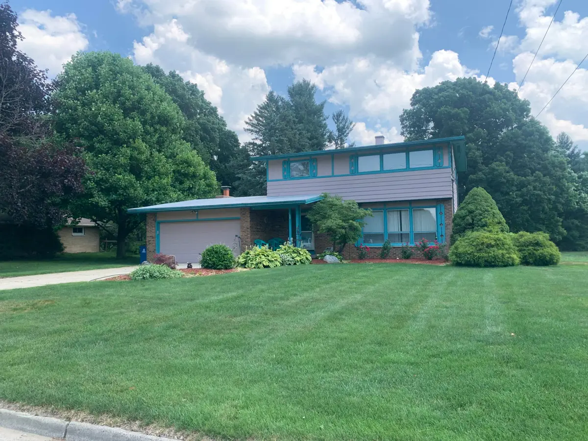 130 Southwoods Avenue, Fremont, MI 49412 - Image #1