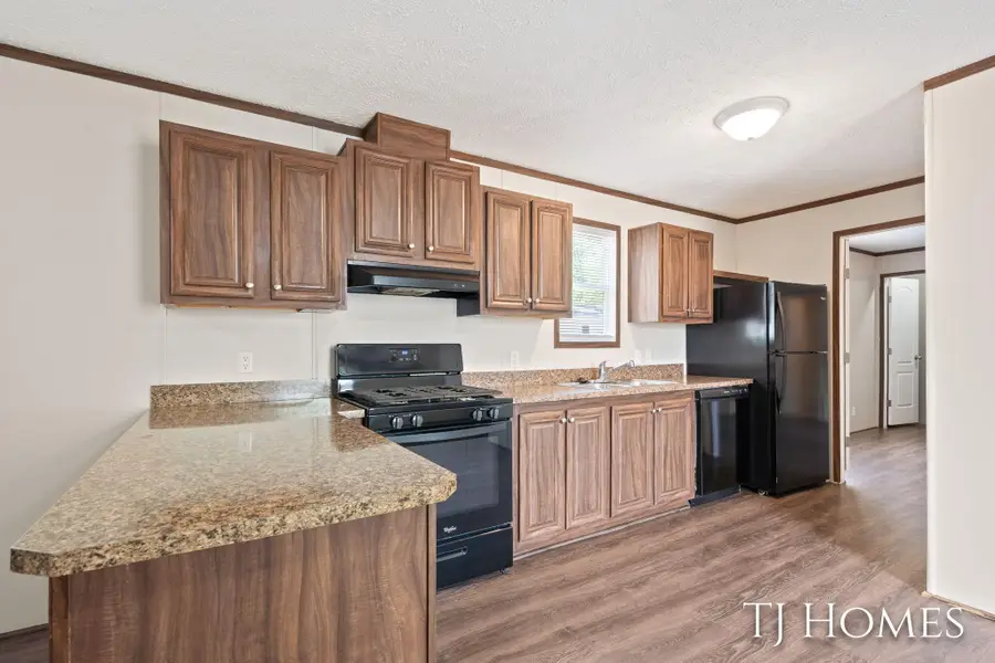 68 Viking Drive Nw, Sparta, MI 49345 - Image #3