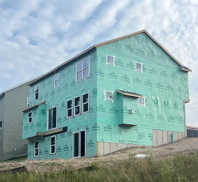 678 Elstar Drive Ne, Rockford, MI 49341 - Image #2