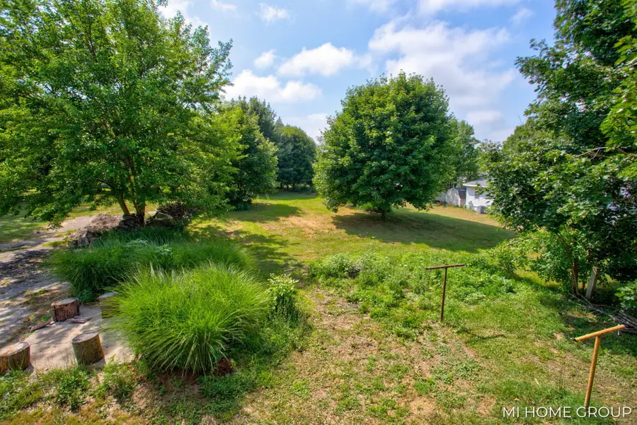 715 E Main Street, Fennville, MI 49408 - Image #2