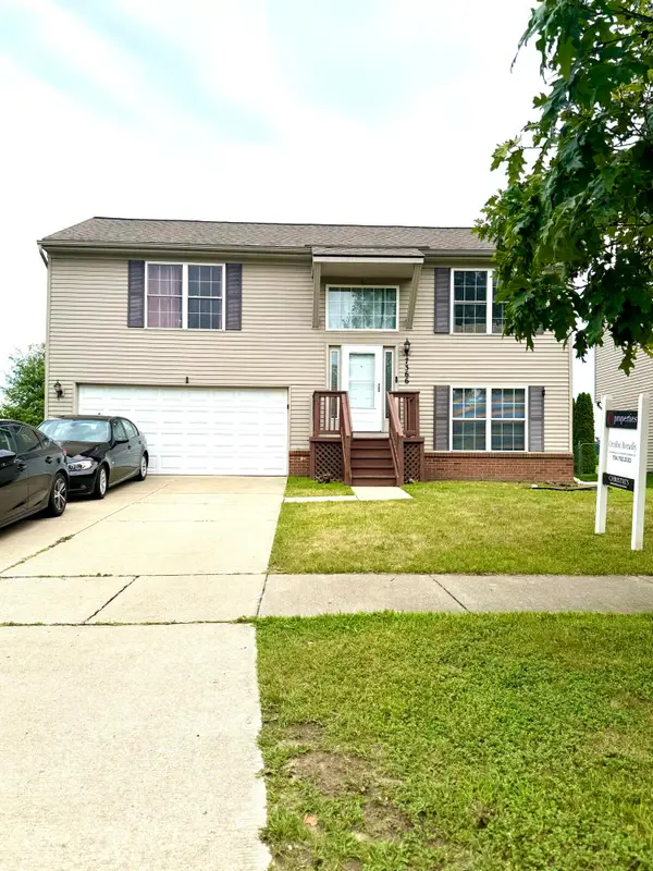 7366 Maplelawn Drive, Ypsilanti, MI 48197