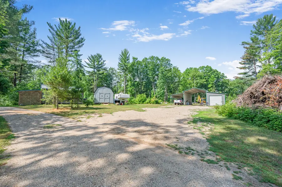 8558 Monterey Dr, Evart, MI 49631 - Image #2