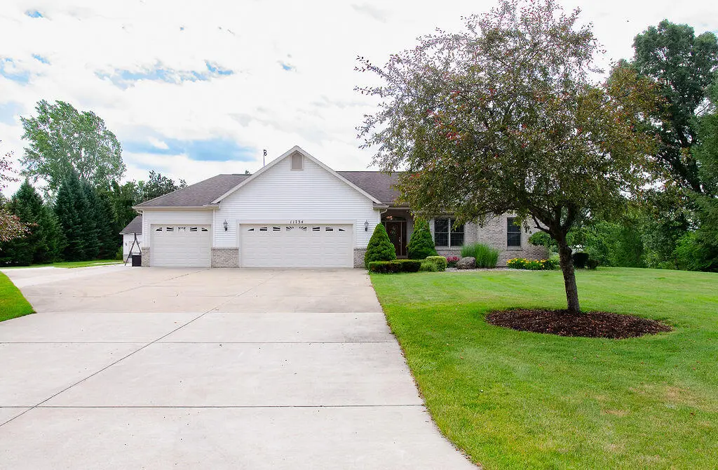 11734 Lindy Court, Rockford, MI 49341 - Image #1
