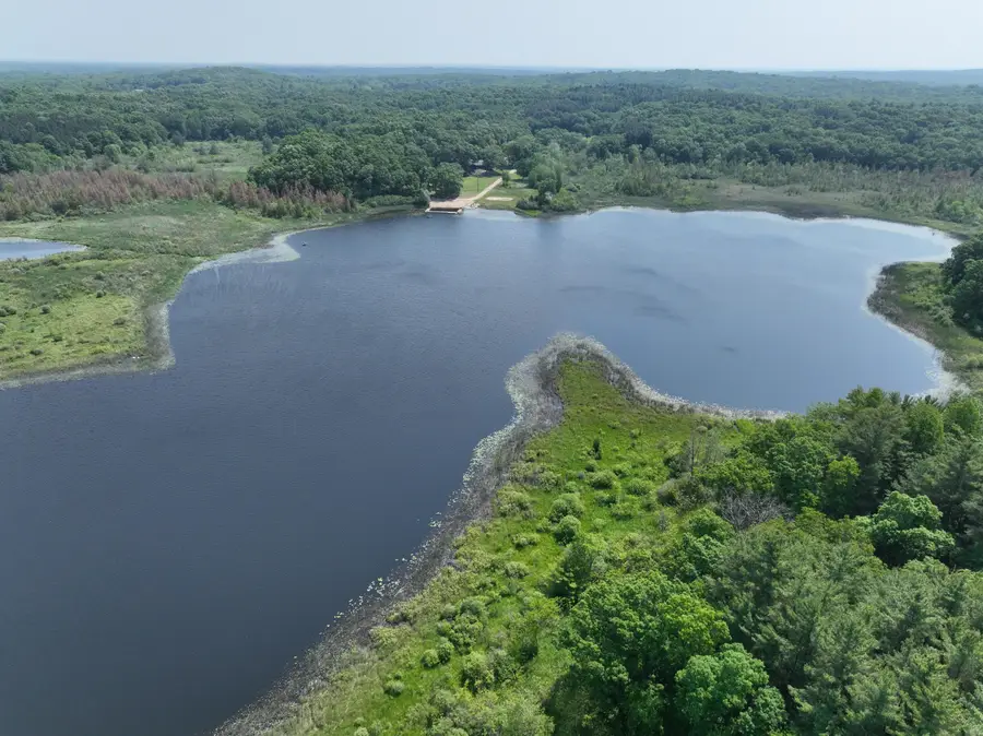 6458 Richardson Road Road, Howell, MI 48843 - Image #2