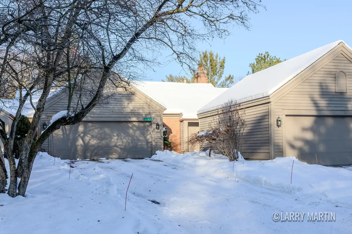 6663 Waybridge Drive Se #37, Grand Rapids, MI 49546 - Image #1