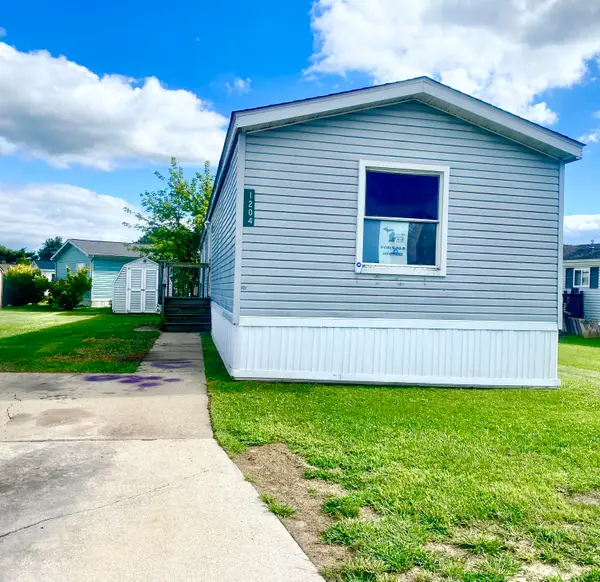 1204 Hancock Court, Potterville, MI 48876