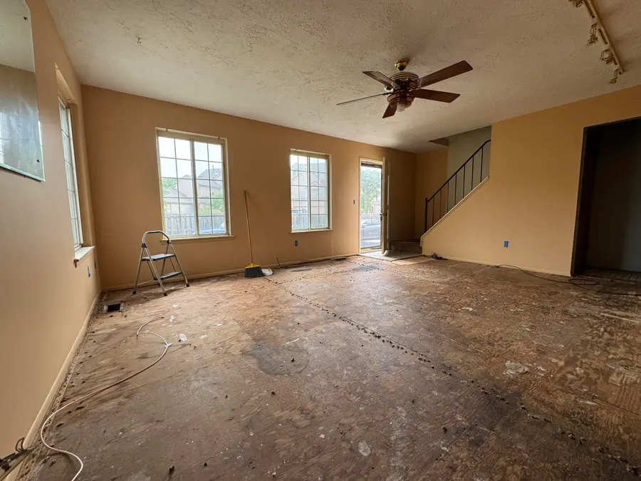 34756 Jefferson Avenue, Harrison Township, MI 48045 - Image #2