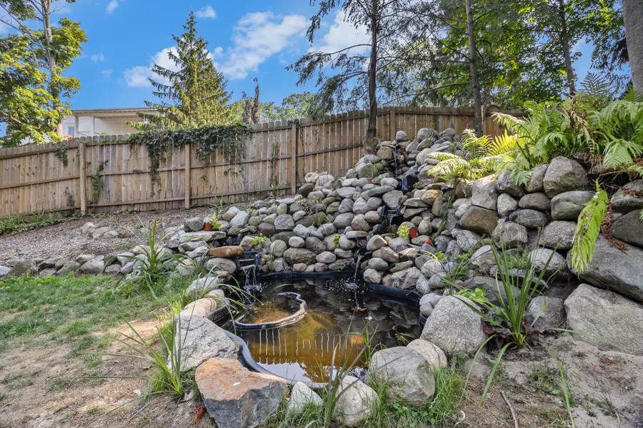 36 N Union Street, Douglas, MI 49406 - Image #2