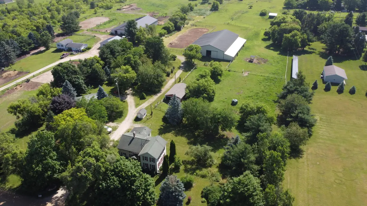 9923 Sharon Hollow Road, Manchester, MI 48158 - Image #1