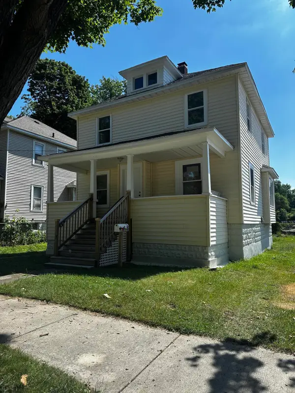 1317 John Street, Kalamazoo, MI 49001
