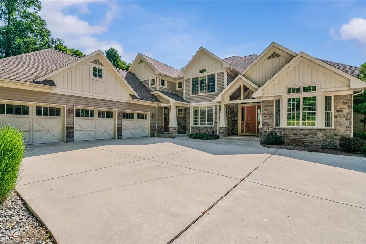 09222 23 1/2 Street, Gobles, MI 49055 - Image #1