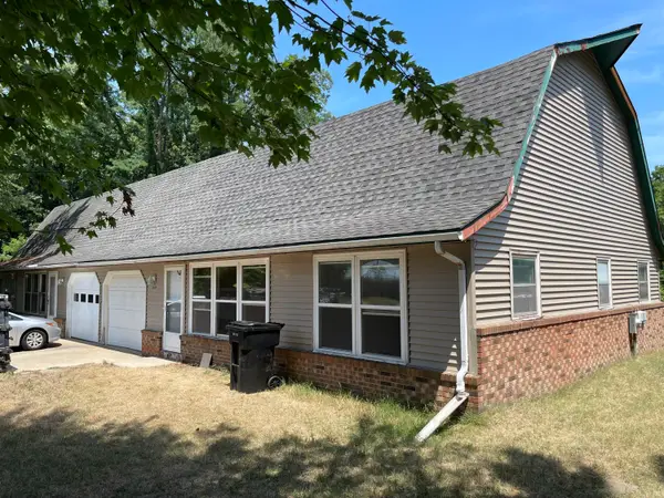 3935 Reinhardt Drive, Stevensville, MI 49127