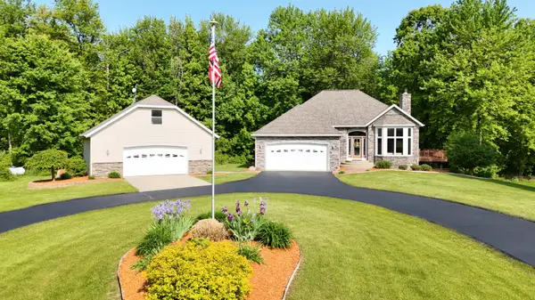 13025 Shaner Avenue Ne, Cedar Springs, MI 49319