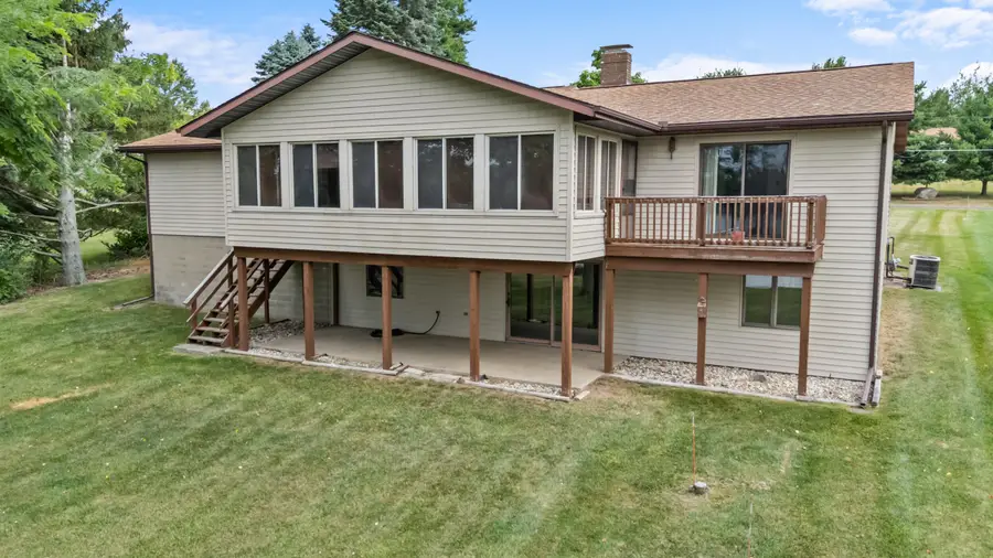 4219 Kim Drive, Hillsdale, MI 49242 - #2