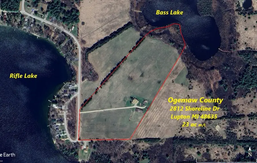 2812 Shoreline Dr, Lupton, MI 48635 - Image #2