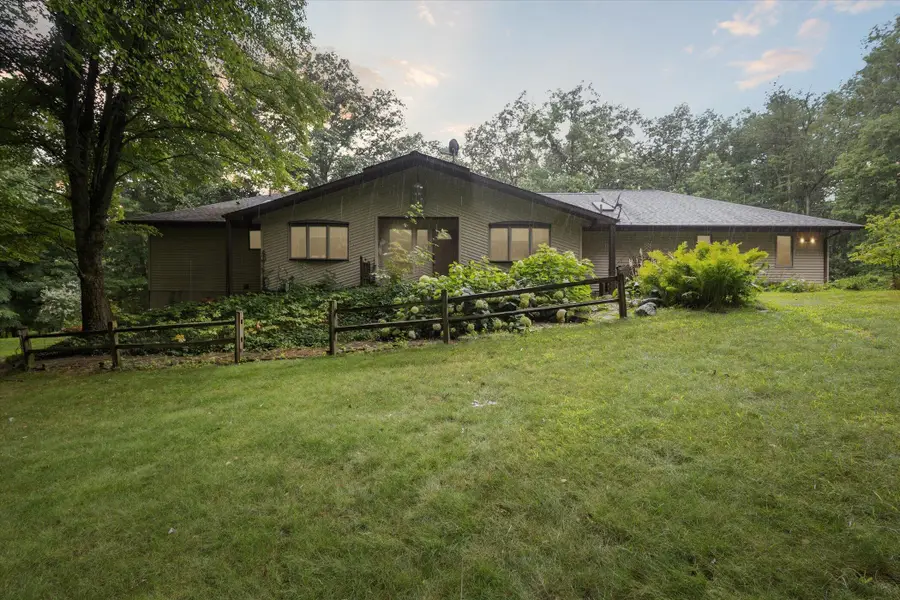 10660 D Drive S, Ceresco, MI 49033 - Image #3